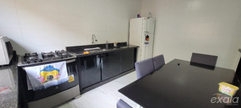 Imagem Sobrado com 3 Quartos à Venda, 300 m² em Praia Formosa - Aracruz