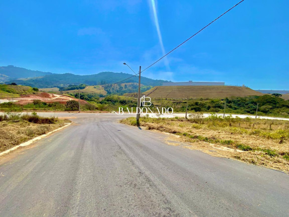 Imagem Terreno à Venda, 233 m² em Centro - Extrema Imagem Terreno à Venda, 233 m² em Centro - Extrema