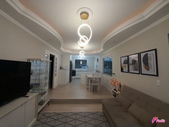 Imagem Casa com 2 Quartos à Venda, 100 m² em Centro - Palhoça