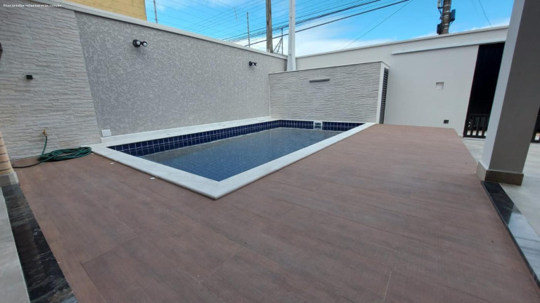 Imagem Casa com 3 Quartos à Venda, 130 m² em Balneário Oásis - Peruíbe Imagem Casa com 3 Quartos à Venda, 130 m² em Balneário Oásis - Peruíbe