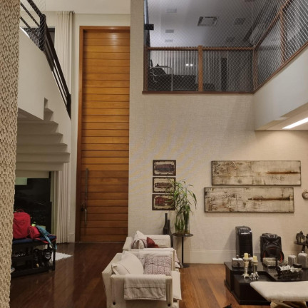 Casa com 3 Quartos à Venda, 505 m² em Piracangaguá - Taubaté