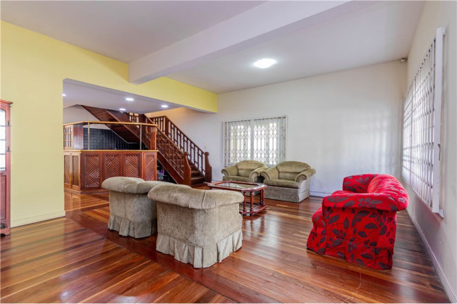 Imagem Casa com 4 Quartos à Venda, 360 m² em Menino Deus - Porto Alegre