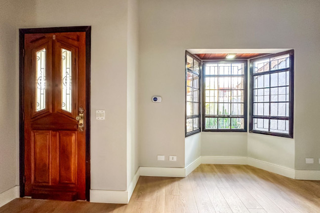 Imagem Casa com 5 Quartos à Venda, 239 m² em Jardim Santa Bárbara - Atibaia