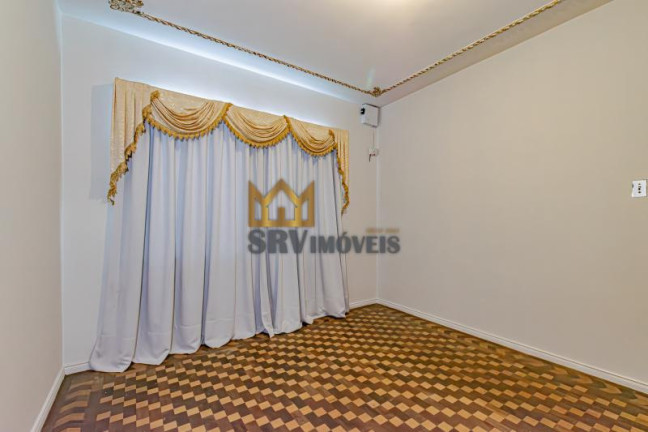Imagem Casa com 3 Quartos à Venda, 341 m² em Rebouças - Curitiba