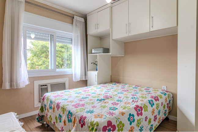 Imagem Apartamento com 2 Quartos à Venda, 75 m² em Jardim Botânico - Porto Alegre