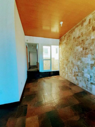 Imagem Casa com 3 Quartos à Venda, 245 m² em Jardim Sabará - Porto Alegre Imagem Casa com 3 Quartos à Venda, 245 m² em Jardim Sabará - Porto Alegre