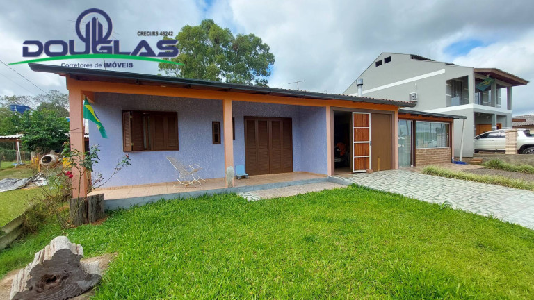 Casa à Venda,  em Viamão