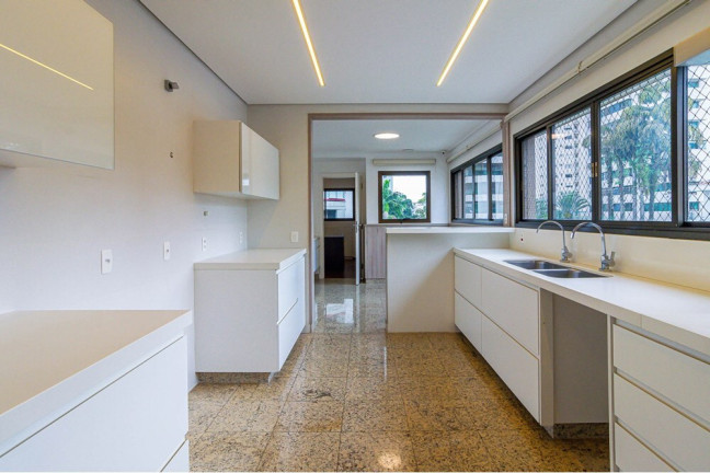 Imagem Apartamento com 3 Quartos à Venda, 287 m² em Aclimação - São Paulo Imagem Apartamento com 3 Quartos à Venda, 287 m² em Aclimação - São Paulo