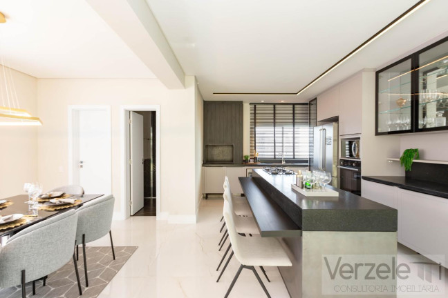 Imagem Apartamento com 3 Quartos à Venda, 308 m² em Centro - Balneário Camboriú Imagem Apartamento com 3 Quartos à Venda, 308 m² em Centro - Balneário Camboriú