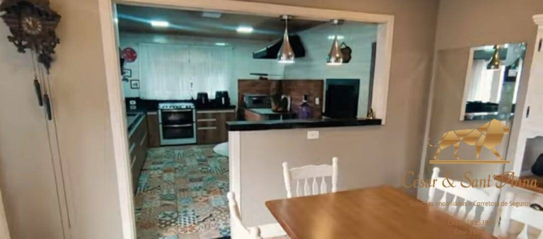 Imagem Casa com 3 Quartos à Venda, 1.134 m² em Campos Do Jordão Imagem Casa com 3 Quartos à Venda, 1.134 m² em Campos Do Jordão