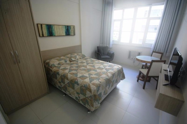 Imagem Apartamento com 1 Quarto para Temporada, 25 m² em Copacabana - Rio De Janeiro
