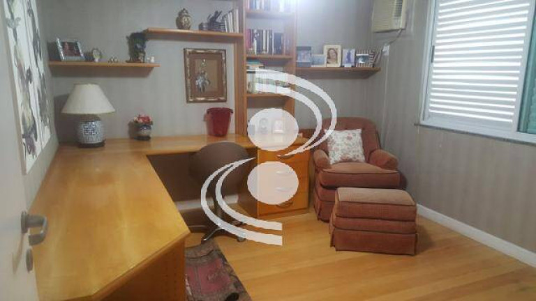 Imagem Casa com 4 Quartos à Venda, 600 m² em Barra Da Tijuca - Rio De Janeiro Imagem Casa com 4 Quartos à Venda, 600 m² em Barra Da Tijuca - Rio De Janeiro