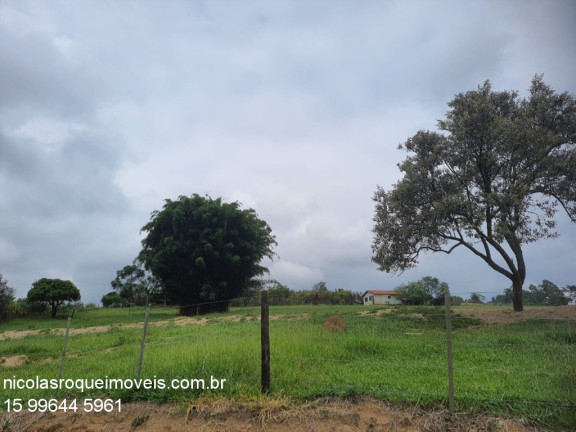 Imagem Imóvel com 1 Quarto à Venda, em Faxinal - Angatuba Imagem Imóvel com 1 Quarto à Venda, em Faxinal - Angatuba