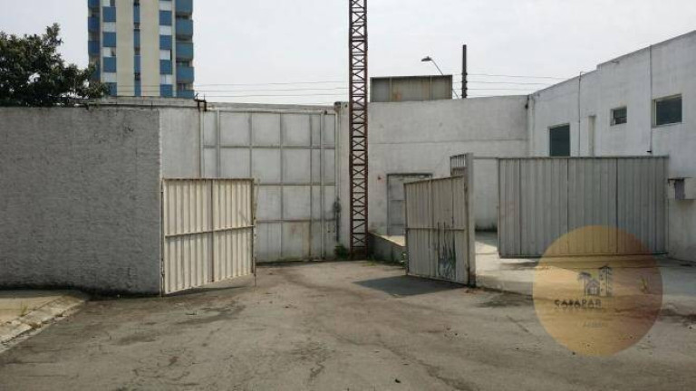 Galpão à Venda, 1.800 m² em Casa Branca - Santo André