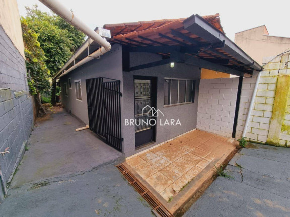 Casa com 2 Quartos à Venda, 70 m² em Resplendor - Igarapé