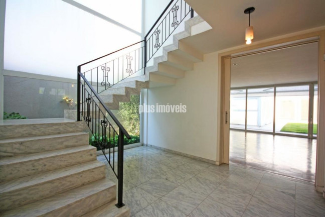 Imagem Casa com 5 Quartos à Venda, 572 m² em Jardim Paulista - São Paulo Imagem Casa com 5 Quartos à Venda, 572 m² em Jardim Paulista - São Paulo