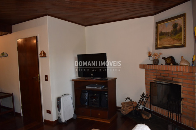 Imagem Imóvel com 3 Quartos à Venda, 104 m² em Região De Capivari - Campos Do Jordão Imagem Imóvel com 3 Quartos à Venda, 104 m² em Região De Capivari - Campos Do Jordão