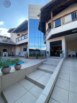 Imagem Casa com 5 Quartos à Venda, 270 m² em Nações - Balneário Camboriú