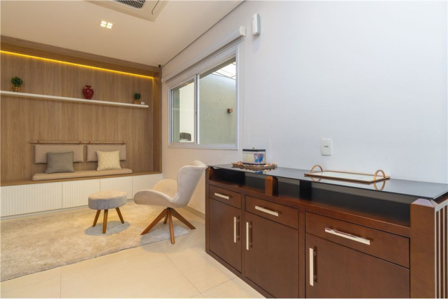 Imagem Casa com 3 Quartos à Venda, em Aclimação - São Paulo Imagem Casa com 3 Quartos à Venda, em Aclimação - São Paulo