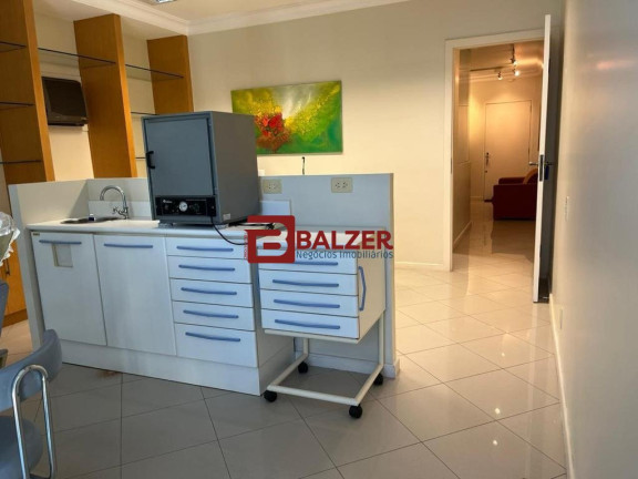 Imagem Sala Comercial à Venda, 52 m² em Centro - Florianópolis Imagem Sala Comercial à Venda, 52 m² em Centro - Florianópolis
