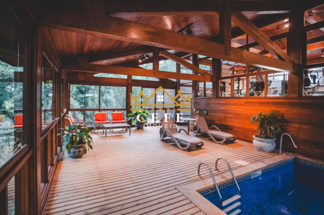 Imagem Casa com 4 Quartos à Venda, 1.096 m² em Centro - Gramado Imagem Casa com 4 Quartos à Venda, 1.096 m² em Centro - Gramado