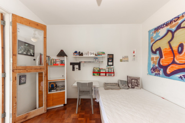 Imagem Casa com 3 Quartos à Venda, 333 m² em Sumaré - São Paulo Imagem Casa com 3 Quartos à Venda, 333 m² em Sumaré - São Paulo