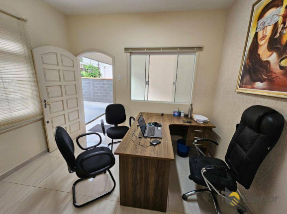Imagem Casa com 3 Quartos à Venda, 142 m² em Vila Nova - Blumenau Imagem Casa com 3 Quartos à Venda, 142 m² em Vila Nova - Blumenau