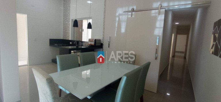 Casa com 3 Quartos para Alugar, 122 m² em Parque Novo Mundo - Americana