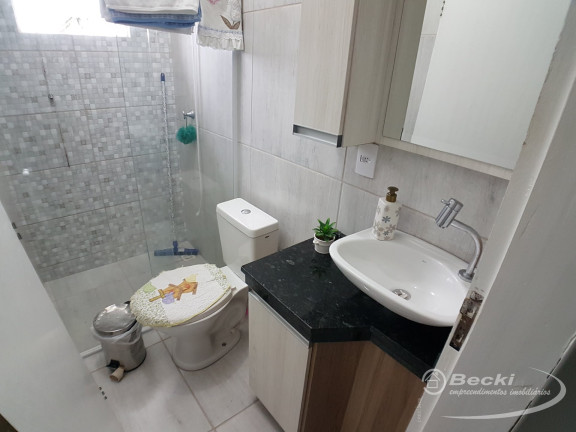 Imagem Casa com 2 Quartos à Venda, 60 m² em Petrópolis - Joinville
