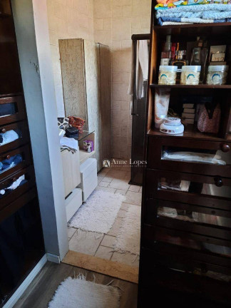Imagem Casa com 3 Quartos à Venda, 240 m² em Vila São Jorge - São Vicente Imagem Casa com 3 Quartos à Venda, 240 m² em Vila São Jorge - São Vicente