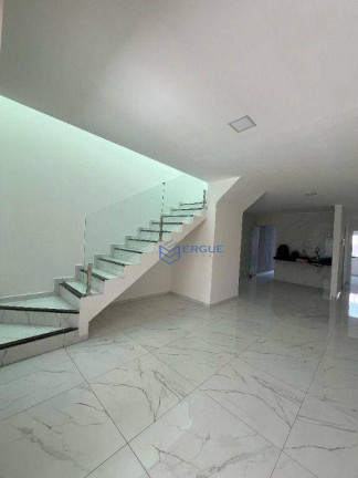 Imagem Casa com 4 Quartos à Venda, 127 m² em Maraponga - Fortaleza Imagem Casa com 4 Quartos à Venda, 127 m² em Maraponga - Fortaleza