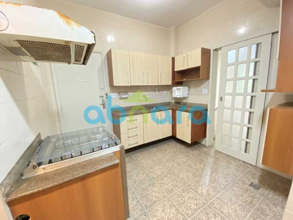 Imagem Apartamento com 2 Quartos à Venda, 75 m² em Copacabana - Rio De Janeiro Imagem Apartamento com 2 Quartos à Venda, 75 m² em Copacabana - Rio De Janeiro