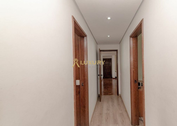 Imagem Imóvel com 4 Quartos à Venda, 190 m² em Funcionários - Belo Horizonte
