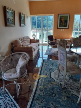 Imagem Casa com 10 Quartos à Venda, 1.570 m² em Carlos Guinle - Teresópolis