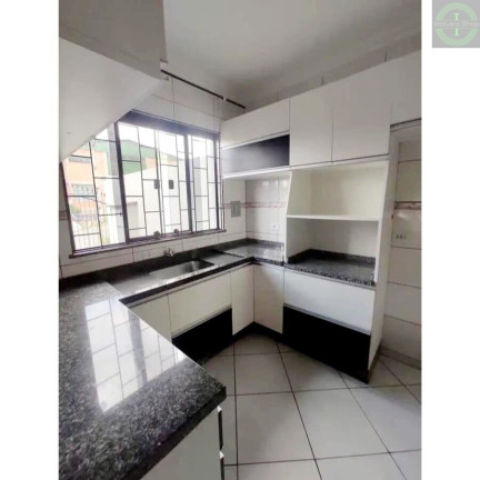 Imagem Casa com 5 Quartos à Venda, 166 m² em Nova Rússia - Ponta Grossa