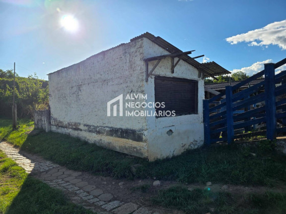 Imagem Chácara com 3 Quartos à Venda, 53.000 m² em Estrada Jardim - Itanhandu