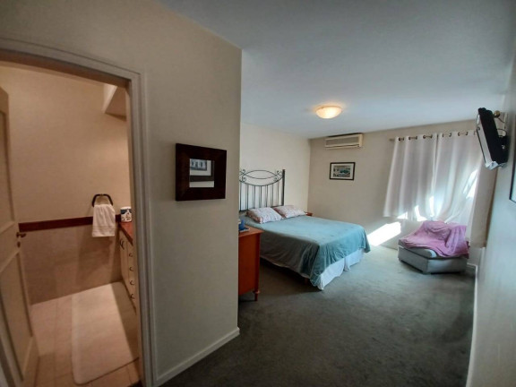 Imagem Casa com 4 Quartos à Venda, em Alphaville - Santana De Parnaíba Imagem Casa com 4 Quartos à Venda, em Alphaville - Santana De Parnaíba
