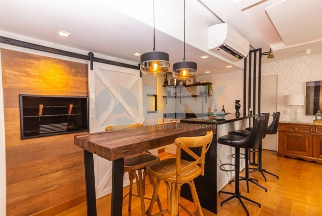 Imagem Apartamento com 3 Quartos à Venda, 129 m² em Menino Deus - Porto Alegre Imagem Apartamento com 3 Quartos à Venda, 129 m² em Menino Deus - Porto Alegre