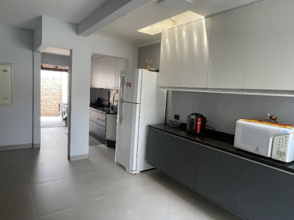Imagem Casa com 3 Quartos à Venda, 242 m² em Caranda - Campo Grande