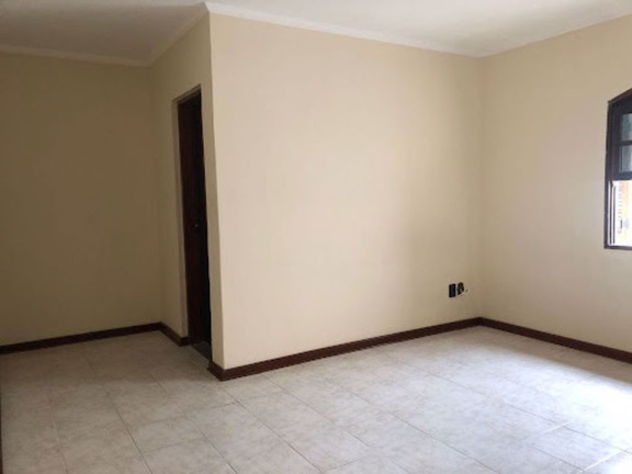 Imagem Casa com 3 Quartos à Venda, 180 m² em Cidade Satélite - Atibaia Imagem Casa com 3 Quartos à Venda, 180 m² em Cidade Satélite - Atibaia