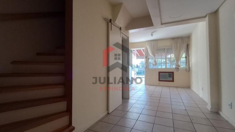 Imagem Casa com 2 Quartos à Venda, 101 m² em Jardim Itu - Porto Alegre