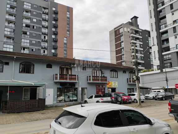 Casa com 5 Quartos à Venda, 585 m² em Anita Garibaldi - Joinville