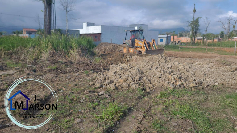 Terreno à Venda, 300 m² em Balneário Dos Golfinhos - Caraguatatuba