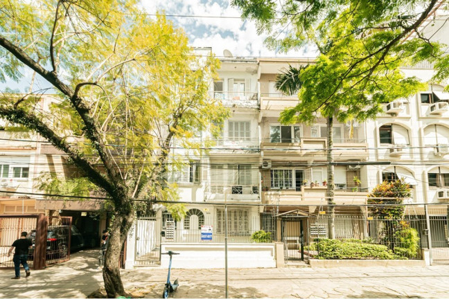 Imagem Imóvel com 2 Quartos à Venda, em Bom Fim - Porto Alegre Imagem Imóvel com 2 Quartos à Venda, em Bom Fim - Porto Alegre