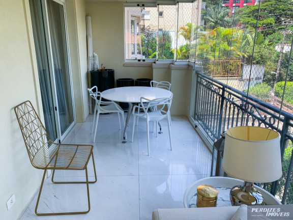 Imagem Apartamento com 3 Quartos à Venda ou Locação, 293 m² em Higienópolis - São Paulo Imagem Apartamento com 3 Quartos à Venda ou Locação, 293 m² em Higienópolis - São Paulo