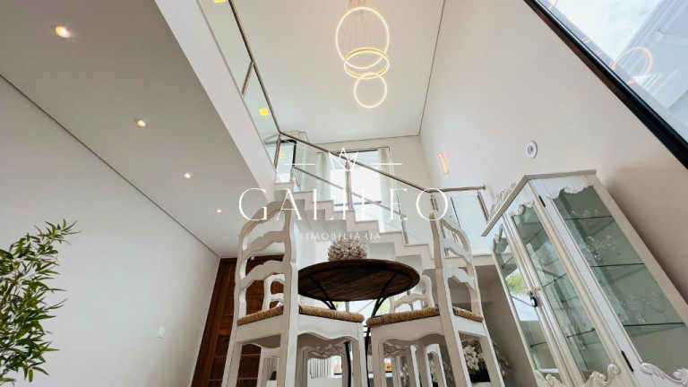 Imagem Casa com 4 Quartos à Venda, 260 m² em Engordadouro - Jundiaí Imagem Casa com 4 Quartos à Venda, 260 m² em Engordadouro - Jundiaí