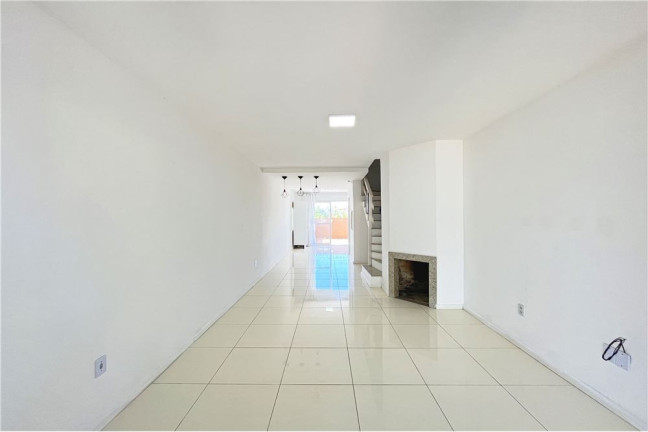 Imagem Casa com 2 Quartos à Venda, 88 m² em Hípica - Porto Alegre Imagem Casa com 2 Quartos à Venda, 88 m² em Hípica - Porto Alegre