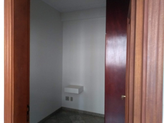 Imagem Apartamento com 3 Quartos à Venda, 376 m² em Jardim Estoril Iv - Bauru