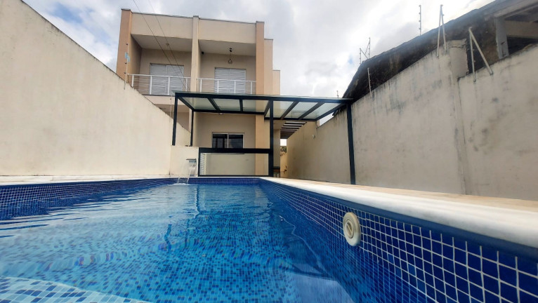 Sobrado com 3 Quartos à Venda, 102 m² em Balneário Tupy - Itanhaém