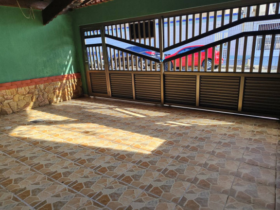 Imagem Casa com 3 Quartos à Venda, em Maracanã - Praia Grande Imagem Casa com 3 Quartos à Venda, em Maracanã - Praia Grande